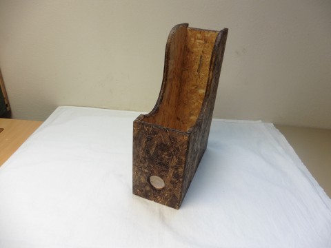 Dřevěný pořadač na tiskopisy košík krabička dochucovačka na koření 