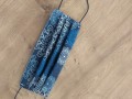 Textilní rouška tmavě modrá s květy