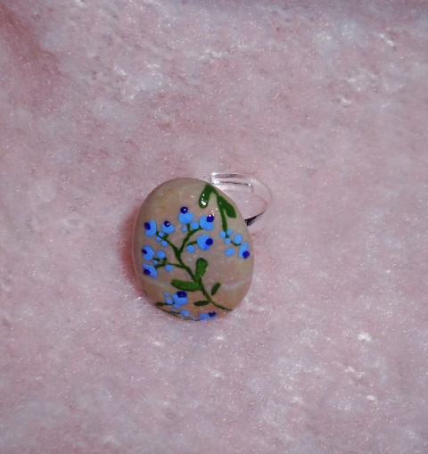 Rozkvetl modře originální prsten kytičky prstýnek ručně malovaný modré květy z oblázku oblázkový modrá kvítka drobné kytičky 
