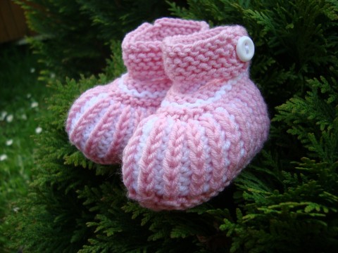 Pletené MERINO bačkůrky - růžové růžová holčička pletení bílá miminko vlna merino botičky bačkůrky capáčky 