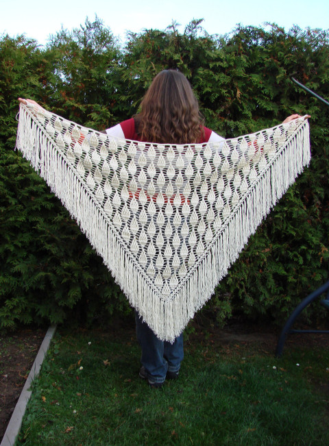 Jako sladká smetana šála háčkované akryl třásně hřejivé pončo pléd smetana smetanový pecičky teploučké kroj měkkoučký 