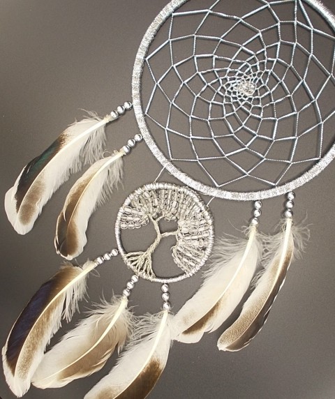 Stříbrný lapač snů 15x35 cm dárek zavěsit nad postel dream dreamcatcher lapač snů do ložnice pozitivní energie lapače snů do pracovny klidné snění 