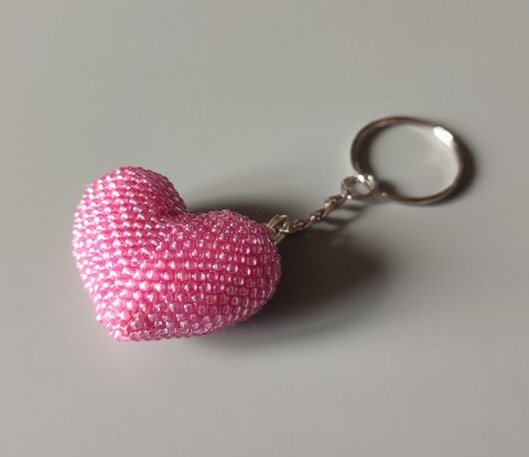 Přívěsek na klíče -  srdíčko srdce dárek korálky srdíčko srdíčka klíčenka valentýn z lásky na klíče z korálků 