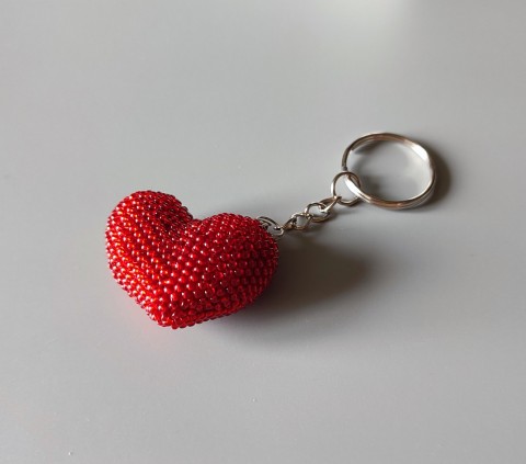 PŘÍVĚSEK NA KLÍČE - SRDÍČKO srdce dárek korálky srdíčko srdíčka klíčenka valentýn z lásky na klíče z korálků 