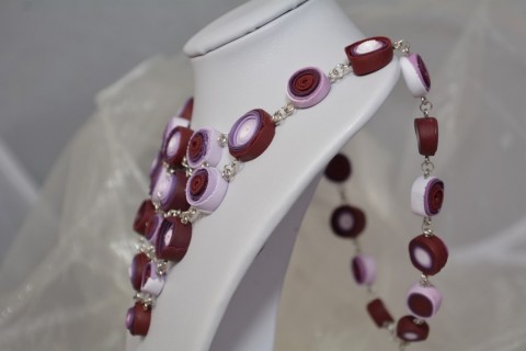 Fialkový náhrdelník náhrdelník fialová elegantní bílá spirála motanice 