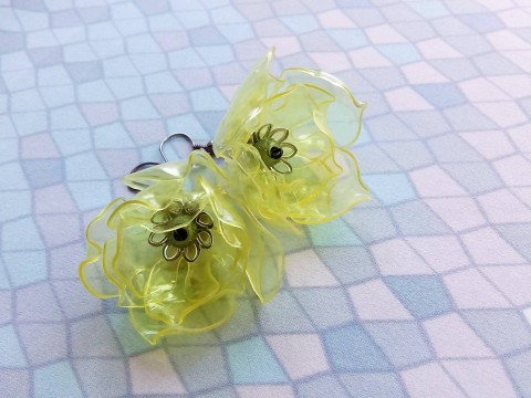 RECYKLENKY - NÁUŠNICE #0749 recyklace kytičky kovové květinky bižuterní pet polyetylen 