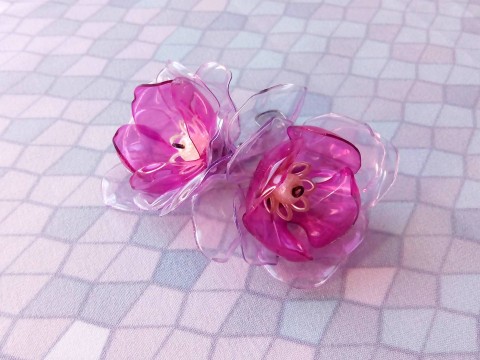 RECYKLENKY - NÁUŠNICE #0746 recyklace kytičky kovové květinky bižuterní pet polyetylen 