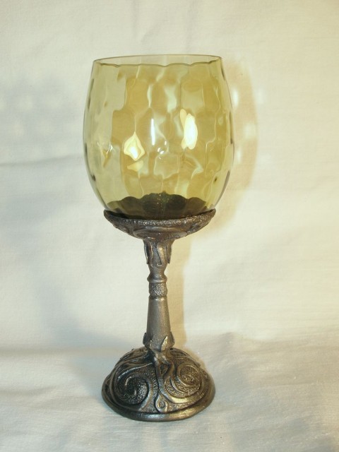 Sklenice na víno - keltský motiv víno sklenička vinná skleničky keltský keltské kelt glass kelti wine vinný history glasses historical lesní sklo okrok 