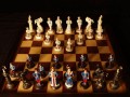 Šachové figury - Klečící malované