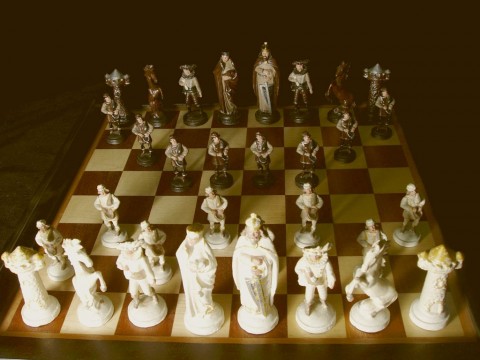 Šachové figury - polní cín hra šachy voják cínové šachové figurky šach mat 