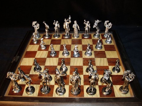 Šachové figury - lovecké cín hra šachy lovec myslivec cínové šachové figurky šach mat 