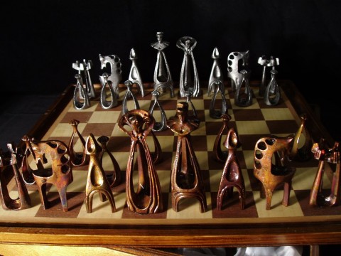 Šachové figury - moderní moderní hra šachy moderna šachové figurky šach mat 