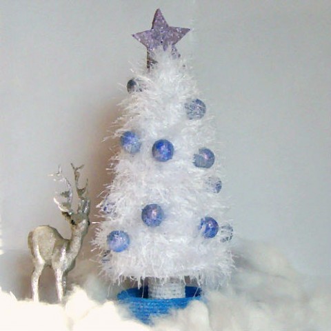 Háčkovaný vánoční stromeček vánoce háčkovaný háčkování sukně stromeček sukénka 