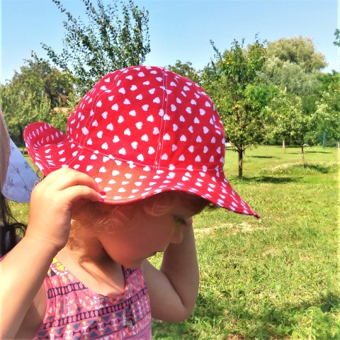Dětský klobouček letní klobouk dětský srdíčka dítě léto kobouček 