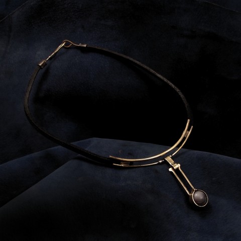 Náhrdelník Kugel II. šperk náhrdelník achát kůže mosaz 