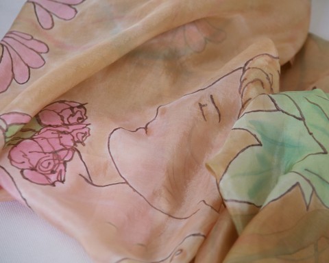Hedvábný šátek Belle Epoque zlatá malování béžová hedvábí secese šátek kresba romantický gutta 