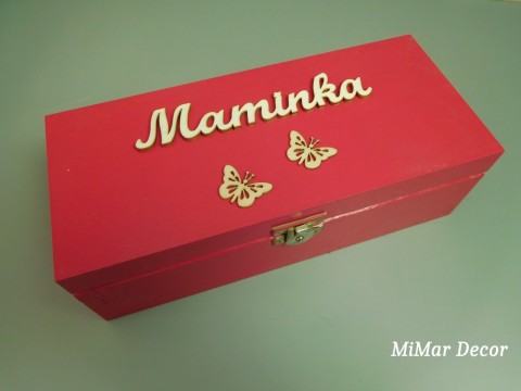 Dřevěná krabička MAMINKA motýlci dřevo dřevěná dárek box bedýnka krabička motýlci dárkový dárková pro ženy pro maminku 