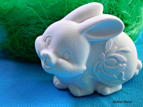 Zajíček bílý jarní králík zajíček velikonoční pro děti k vymalování 