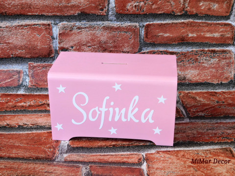 Dřevěná kasička se jménem dřevo dřevěná dárek dětský hvězda dětské pokladnička kasička hvězdičky pro děti na psací stůl se jménem na penízky na korunky šetříme 