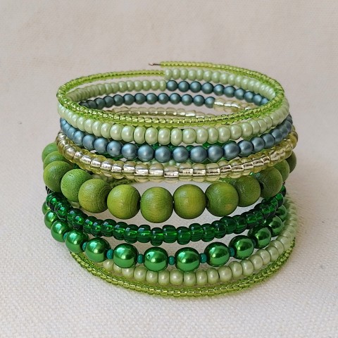 Náramek zelený náramek korálky drát sklo žena ženské broušené voskové perle diva 