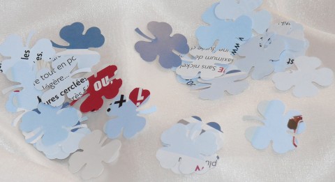 výseky - čtyřlístky papír scrap recyklace přání scrapbook dárky přáníčko výseky scrapbooking pro děti svátky výseky z papíru přáníčka tvorba z papíru recyklace papíru scrabooking 