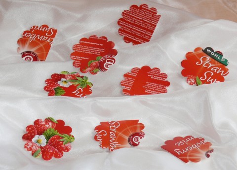 výseky papír scrap recyklace přání scrapbook dárky přáníčko výseky scrapbooking pro děti svátky výseky z papíru přáníčka tvorba z papíru recyklace papíru scrabooking 