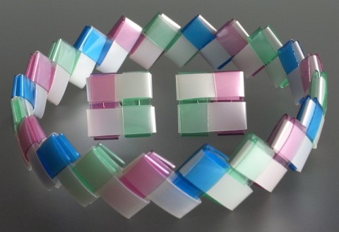 Sada Perla-Zel-Růž-Mod origami náramek zelená náušnice modrá růžová recyklace sada perleťová hypoalergenní alergik chirurgická ocel pet láhve 
