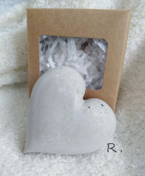Srdíčko z betonu ve 3D srdce dekorace srdíčko šedé 3d dárková krabička beton 
