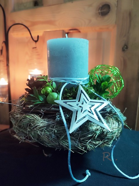 Vánoční dekorace II dekorace koule vánoce svícen zelený elegantní vánoční hvězda miska mech aranžmá floristika 