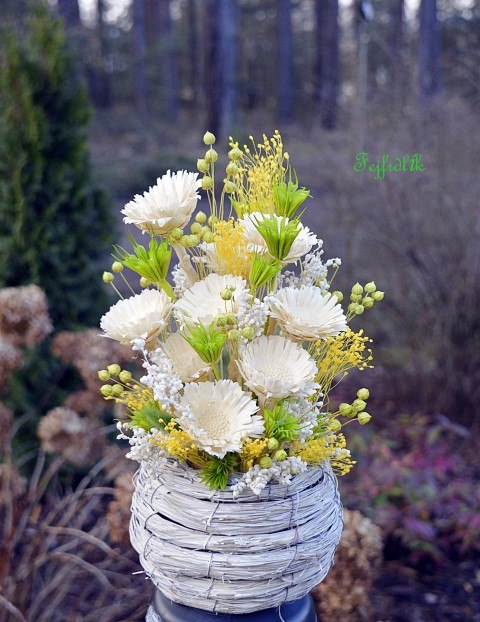 svěží den.. dekorace dárek svěží košík přírodní žlutá zelenkavá šedý hnízdo aranžmá sušinové proutěné exotiak 