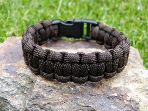 Náramek PARACORD hnědý náramek pletený paracord turistika survival outdoor tramping padávkovka 