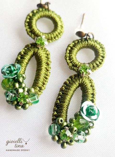 Náušnice lesní víla náušnice výroba zelené jemné náušničky handmade hezké šňurky vysacé 