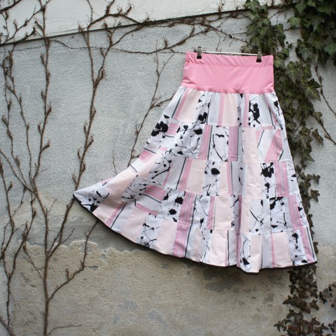 Patchworková sukně růžová sukně gypsy volány volánová tane 