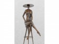 Dáma na židličce- socha bronz 82 cm