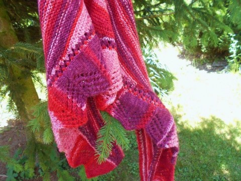 Šátek s krajkou červený melír pletený barevný šátek pléd teplý ručně pletený teploučký baktus 