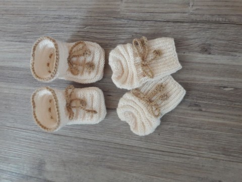 Kojenecké bačkůrky a rukavičky pletené bačkůrky capáčky rukavičky pro miminka baby 