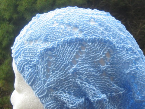 Nebesky modrá pletená čepice léto letní hučka  