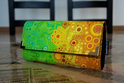 Zelenožluté bublinky jemné kabelka dárek peněženka barevné peníze bublinky drobné karty 
