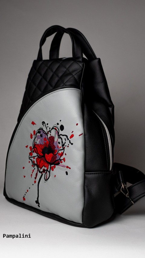 Batoh Zuzi - Vlčí mák na bílé batoh růže výšivka 