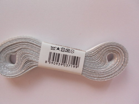 Taftová stuha se stříbrným krajem vánoce stuha bílá stříbrná 