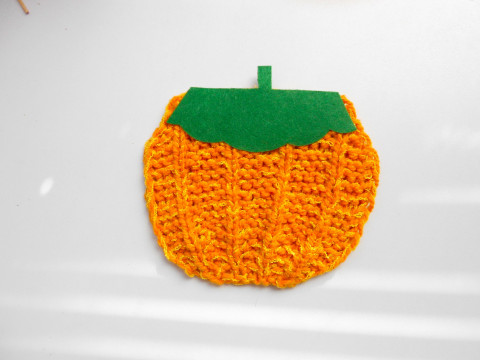 Pletená dýně velká zelená oranžová podzim dýně halloween 