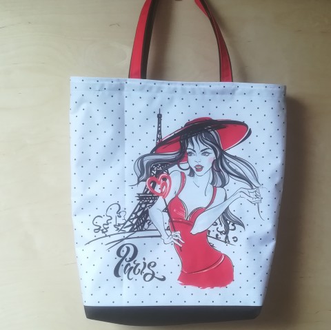 Nákupní taška dívka v Paříži 