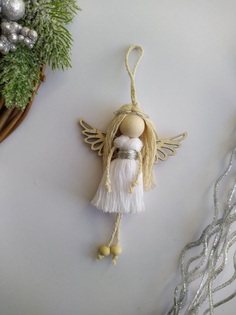 Andělka dekorace vánoce zlatá bílá vánoční ozdoba anděl stromeček andělka macrame 