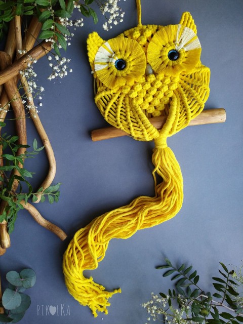Žlutá sova s amazonitem dekorace žlutá sova macramé boho hygge nástěnná amazonit modra 