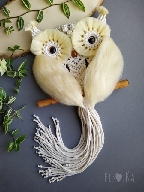 Macramé sova s karneolem dekorace přírodní sova natural macramé moudrost boho hygge nástěnná 
