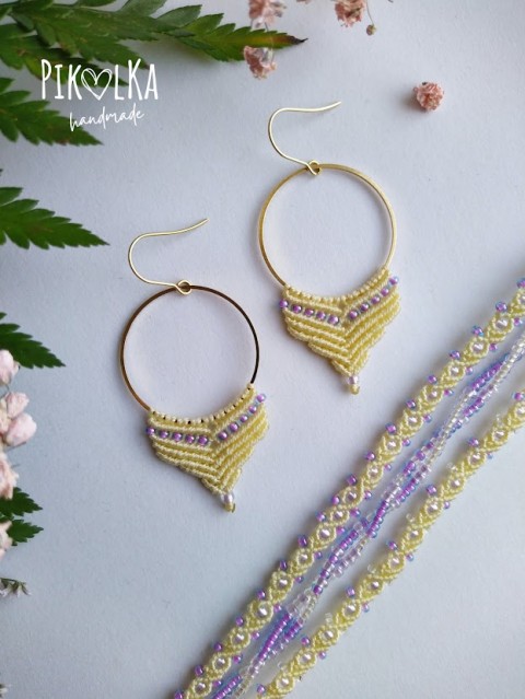 Boho náramek a náušnice rokajl nausnice naramek zlata fialova boho macrame steel hygge micromacrame bohemske 