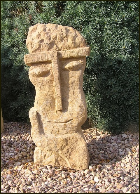 SOCHA, HLAVA Z PÍSKOVCE  - *POHODA* plastika socha sochy skulptura zahradní socha socha z pískovce socha do zahrady. sochy z pískovce exteriérová socha z kamene 