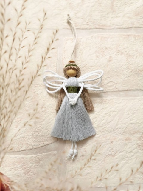 Andělka Olívie - anděl z příze anděl andělka drhání macramé závěsná dekorace 