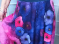 Půlkolová sukně - macešky L/XL