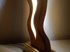 Dřevěná LED lampa Ria